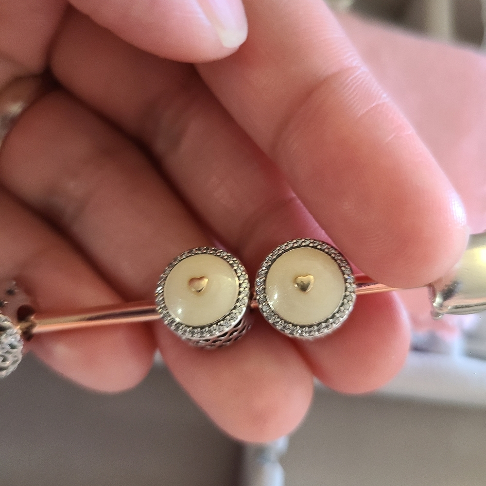 Precious heart pandora charm